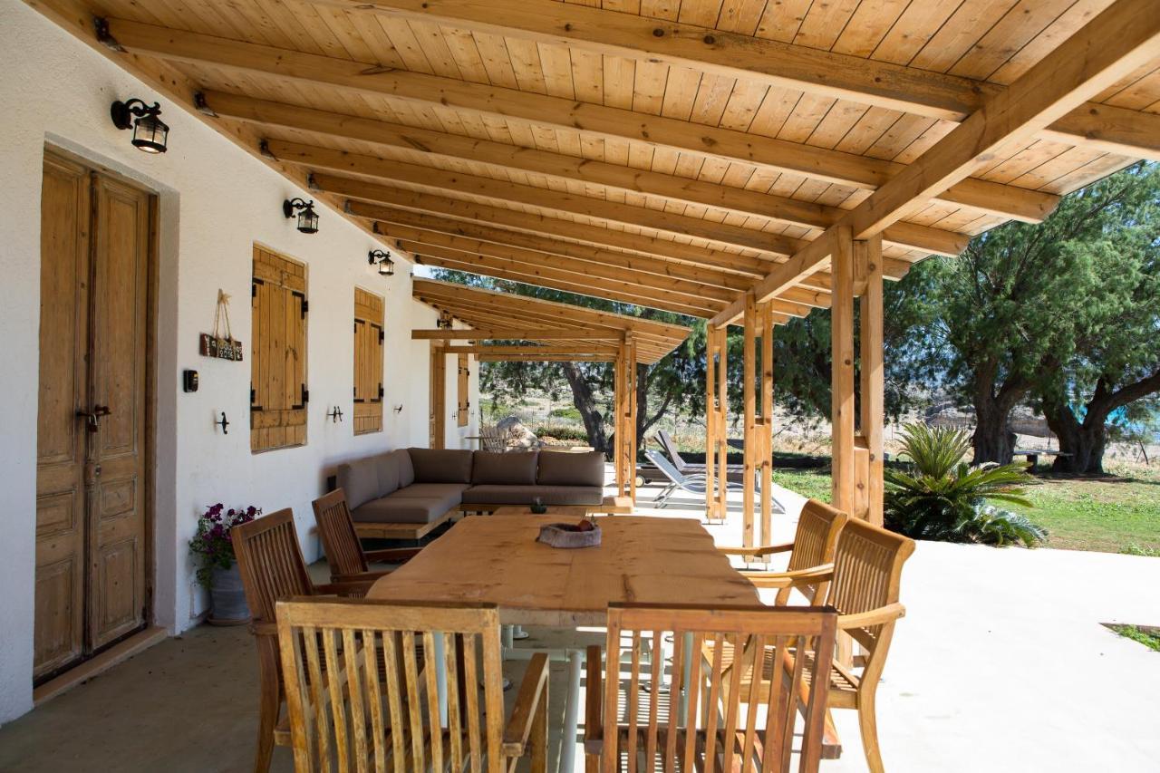 Mera Beachfront House - Phalasarna Exterior foto