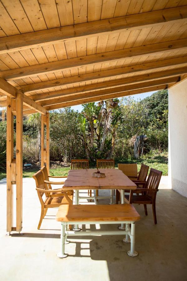 Mera Beachfront House - Phalasarna Exterior foto