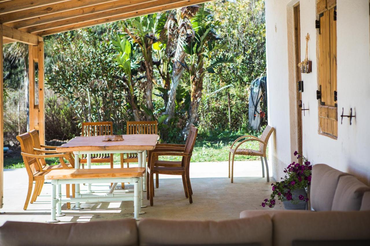 Mera Beachfront House - Phalasarna Exterior foto