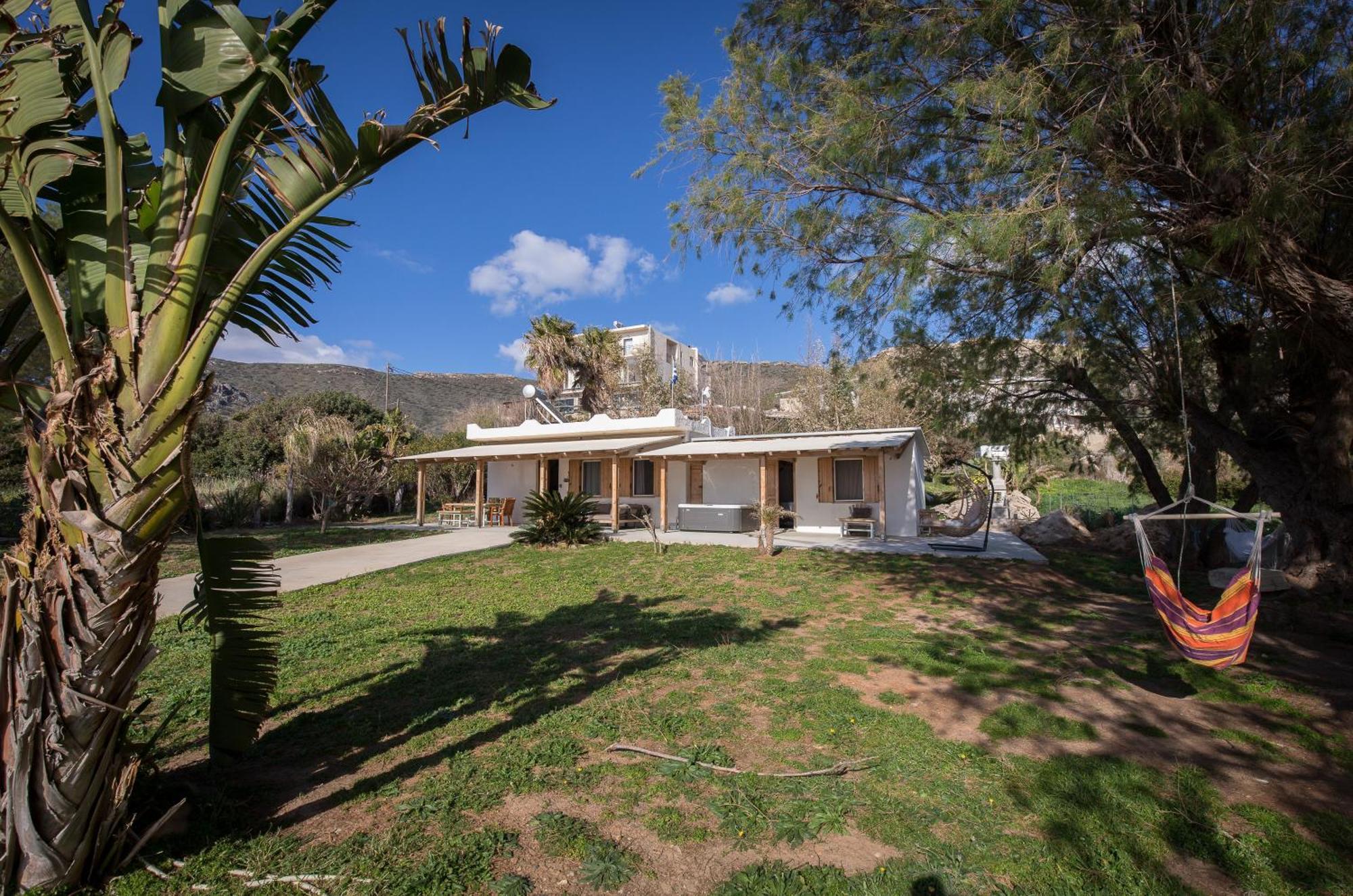 Mera Beachfront House - Phalasarna Exterior foto