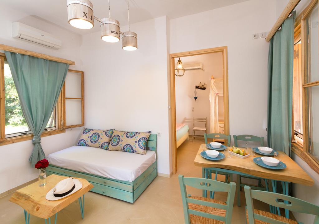 Mera Beachfront House - Phalasarna Exterior foto